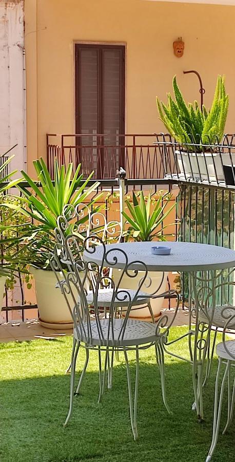 Giambattista House Bari Hotel Екстериор снимка